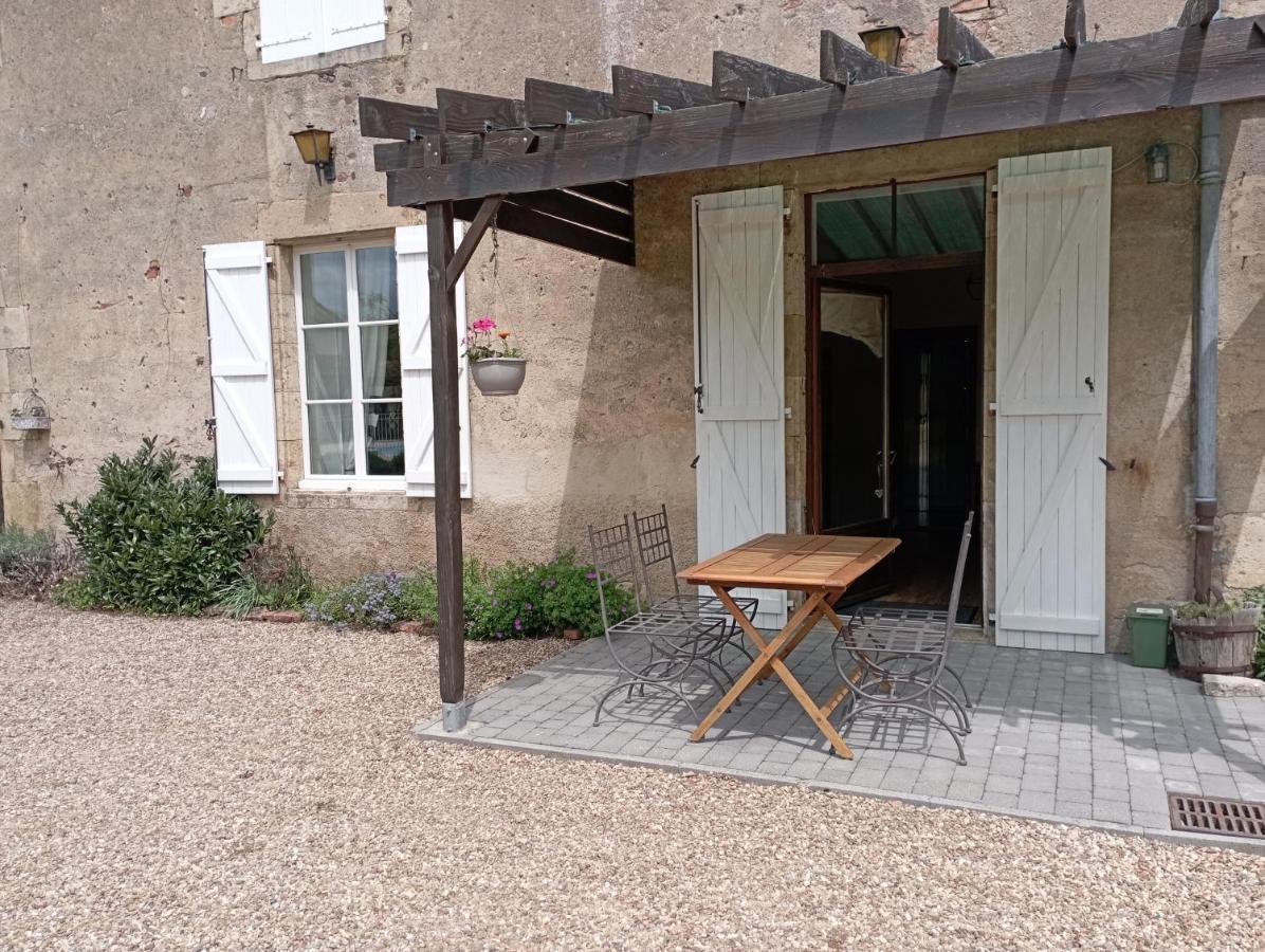 Chateau Latour Fours  Esterno foto